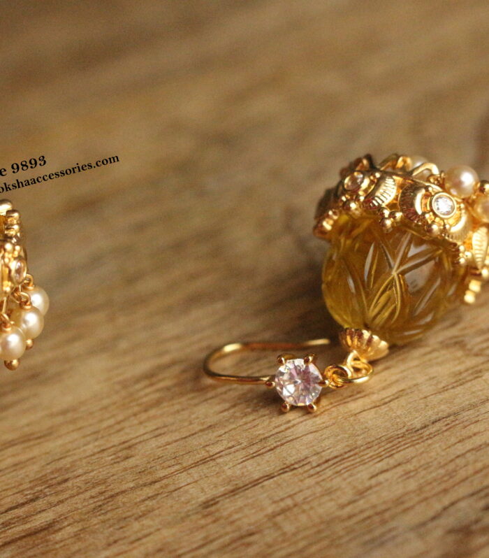 Glass jhumki