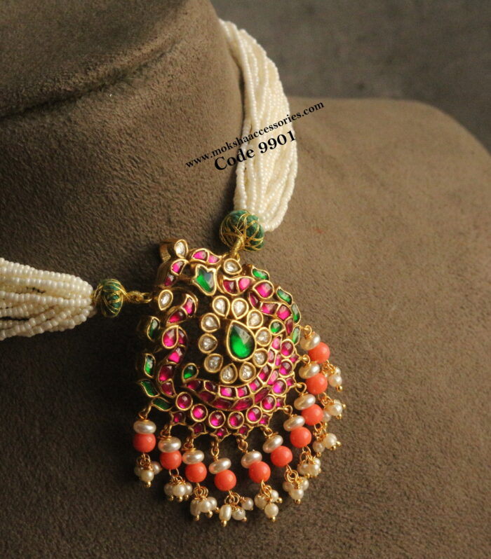 Jadaukundan pendant with coral and pearl choker