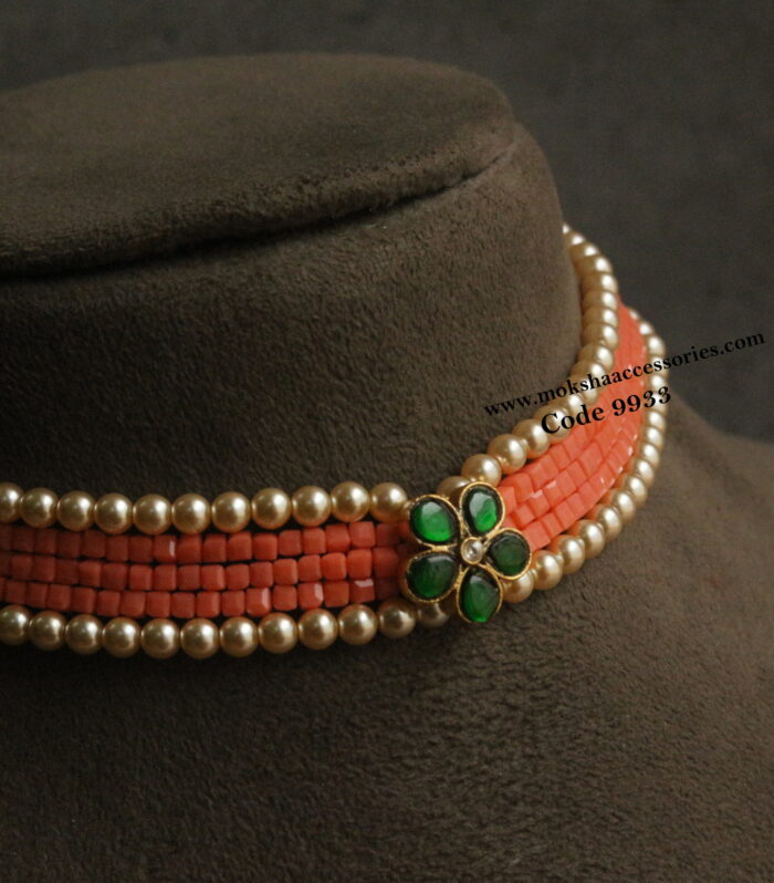 Jadaukundan pendant with sarvoski pearls and coral square beads