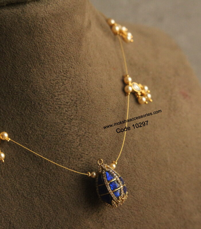 Jadaukundan blue stone pendant with invisible chain