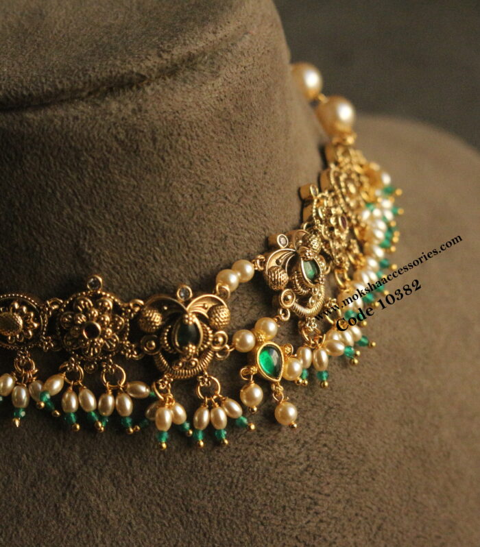 Nakshi choker with pearl drops