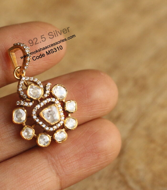 92.5 silver mozonite stone pendant (4 grams)