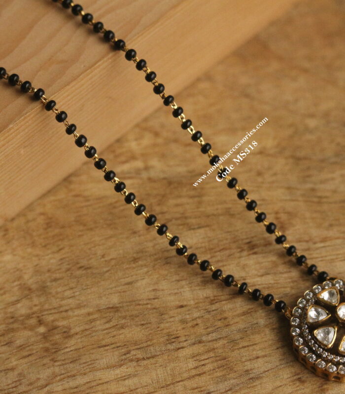 92.5 silver black beads chain with mozonite stone pendant ( Pendant 4.8 gms, Black beads 3.2 grams)