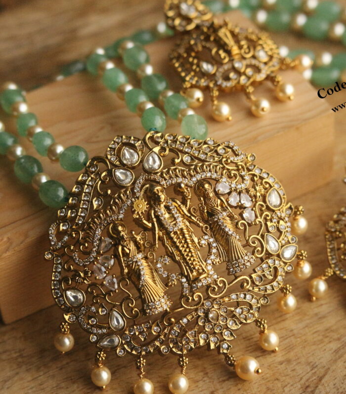 Nakshi ramparivar neckset with emerald and sarvoski pearls
