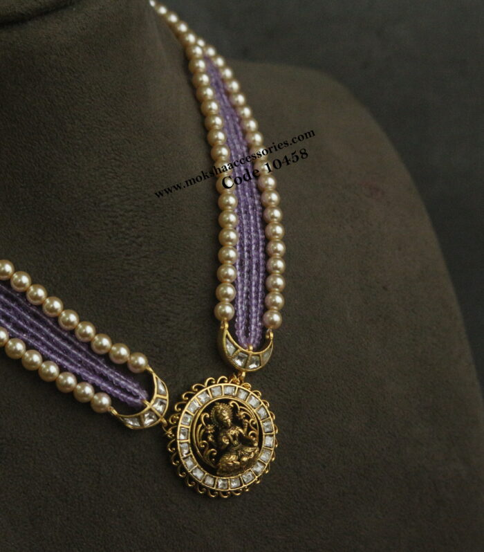Jadaukundan lakshmi devi pendant with sugar beads and sarvoski pearls
