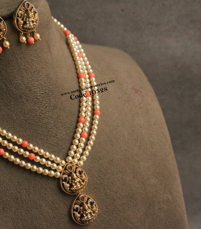 Nakshi pendant set with corals and sarvoski pearls