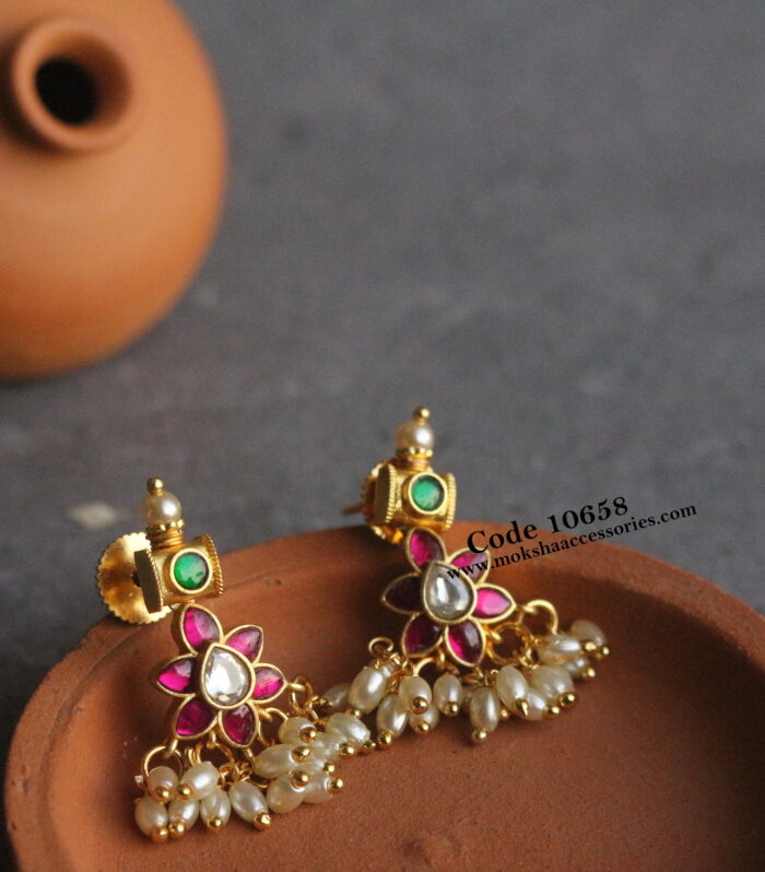 Jadaukundan earrings with rice pearl drops
