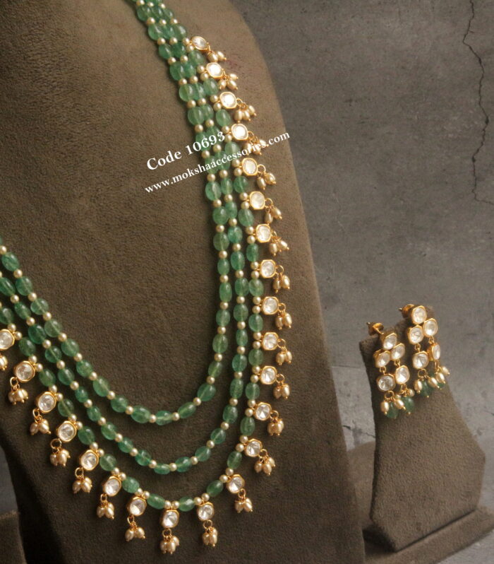 Emerald beads haram with mozonite stone pendants and pearl drops