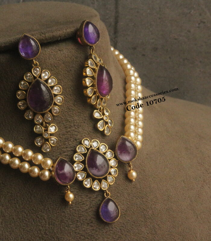 Victorian choker set with sarvoski pearls