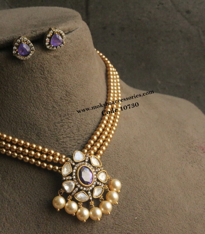 Gold sarvoski pearls with victorian pendant neckset