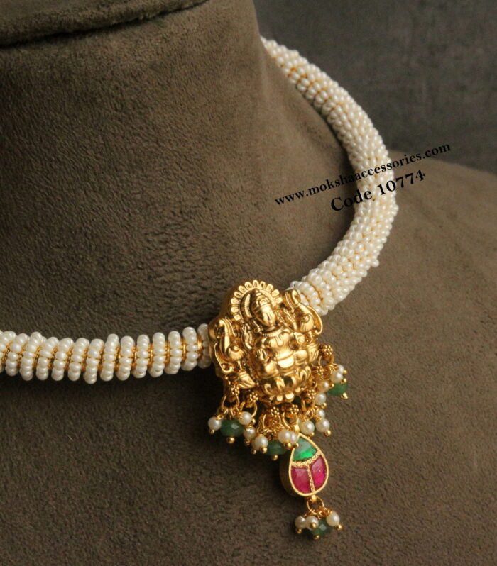 Beaded pearl hasli with nakshi lakshmi devi pendant
