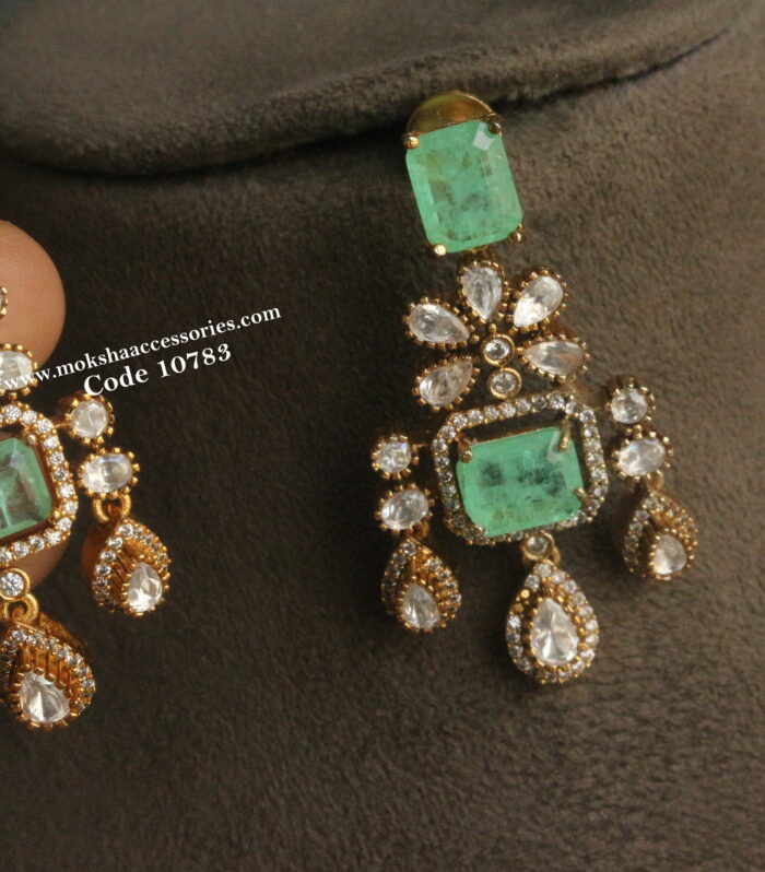 Mozonite mint stone earrings