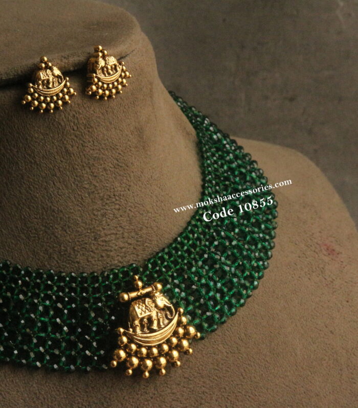 Beaded jali mala with nakshi pendant set