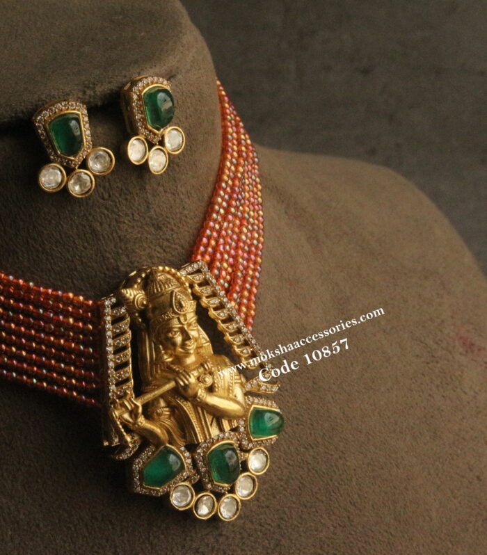 Krishna pendant set with onyx beads choker