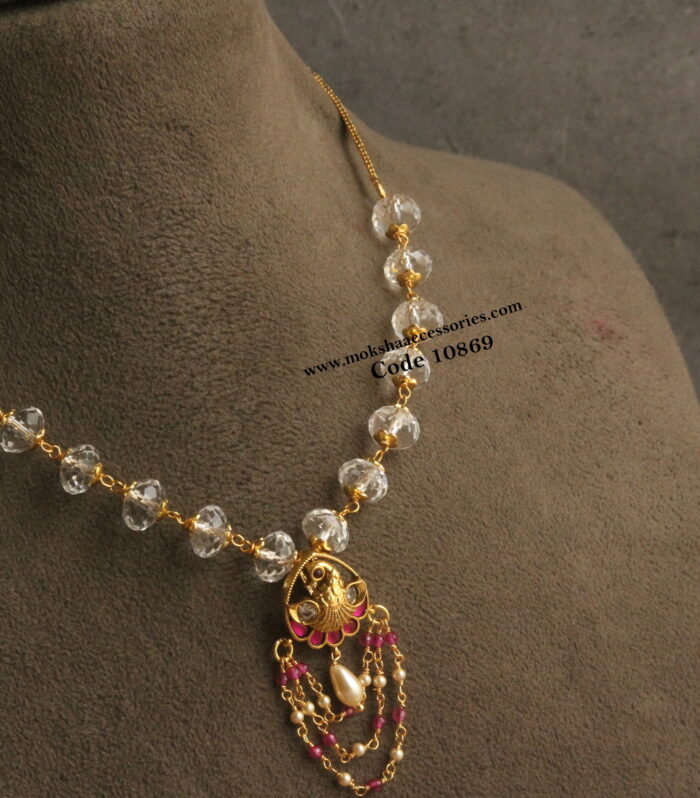 Jadaukundan beads with spatika and gold chain