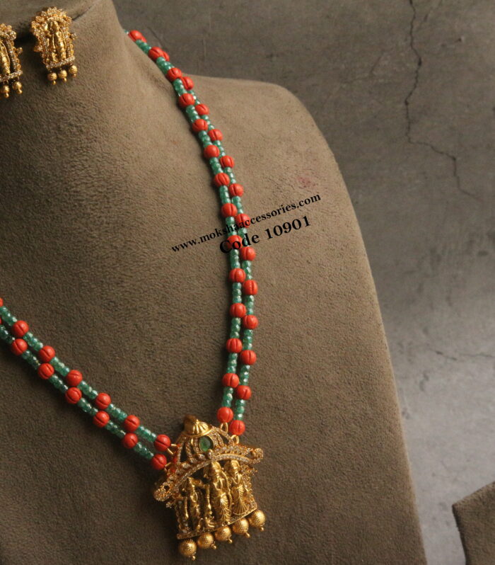 Rampariwar nakshi pendant set with corals and emeralds