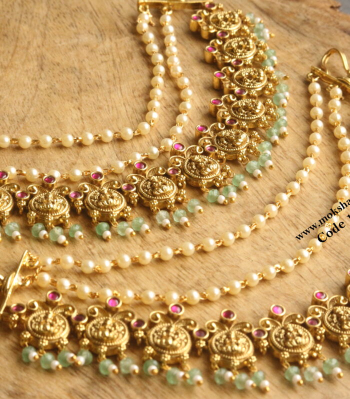 Jadaukundan kasu ear chains