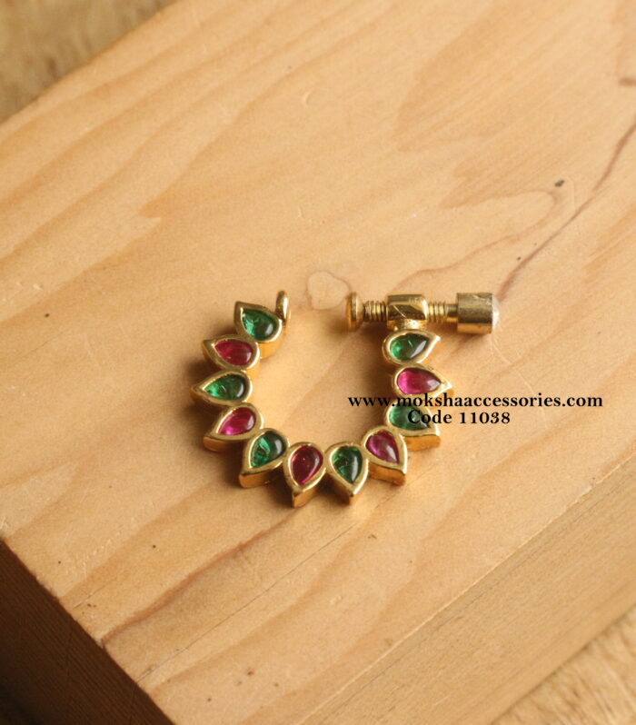 Nose pin