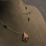 Jadaukundan Pendant with Black Beads and Invisible Chain