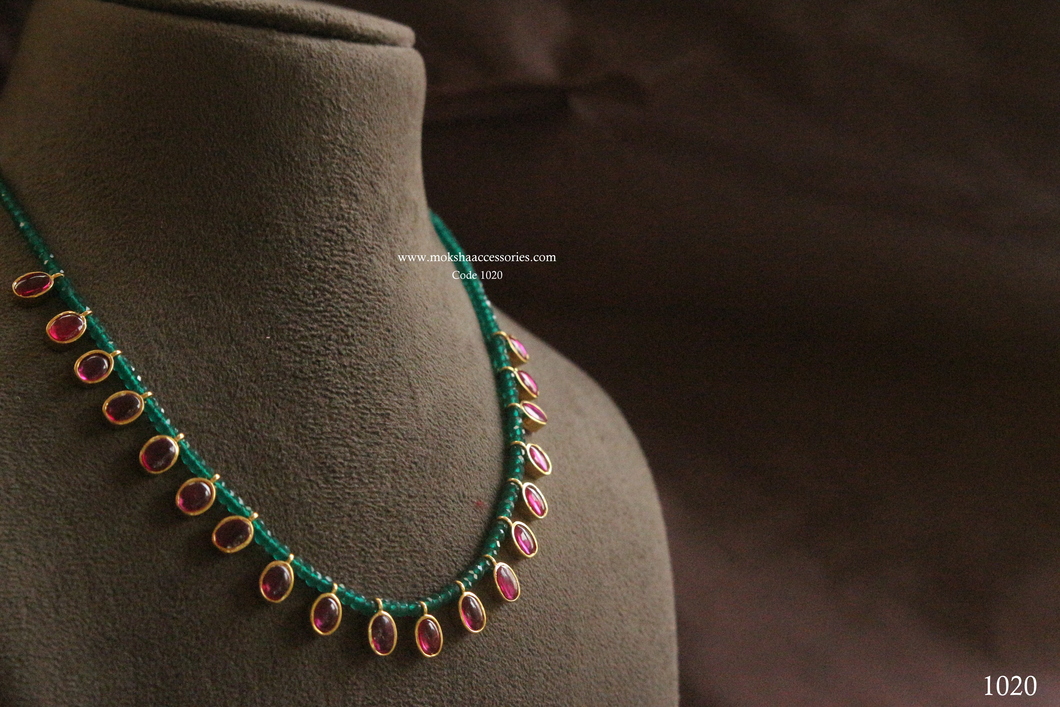 1020.jpg Green Beads with Kundan Pendants - Image 1
