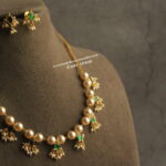 Jadaukundan Swarovski Pearl Neckset with Gold Chain