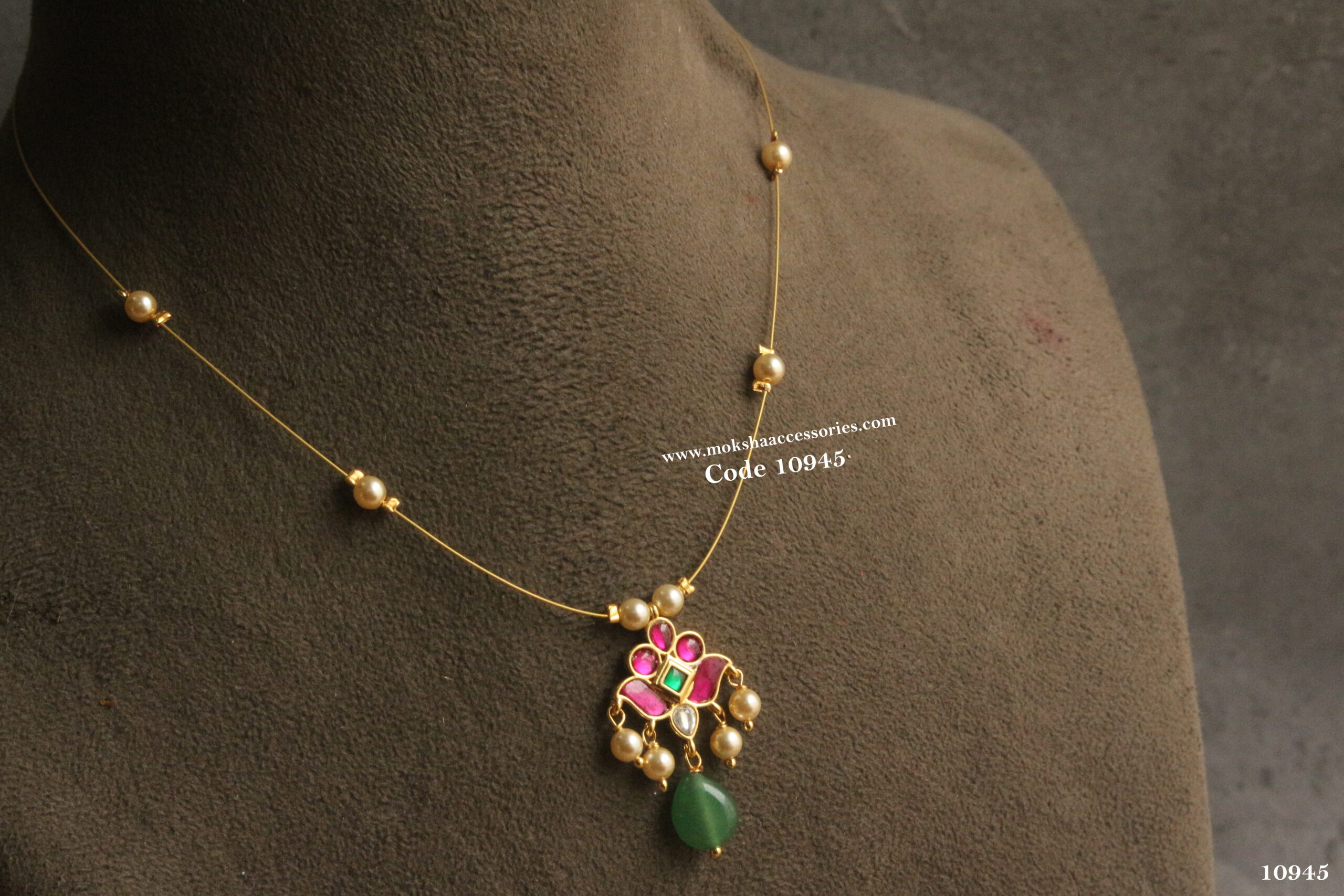 10945-scaled-1.jpg Jadaukundan Pendant with Swarovski Pearl and Invisible Chain - Image 1
