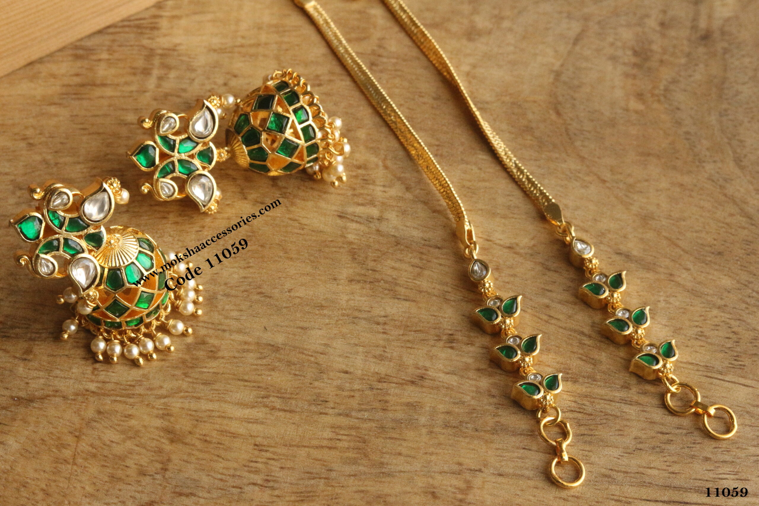11059-scaled-1.jpg Jadaukundan Jhumki with Straight Ear Chains - Image 1