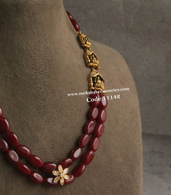 Nakshi and cz stone pendants with onyx beads