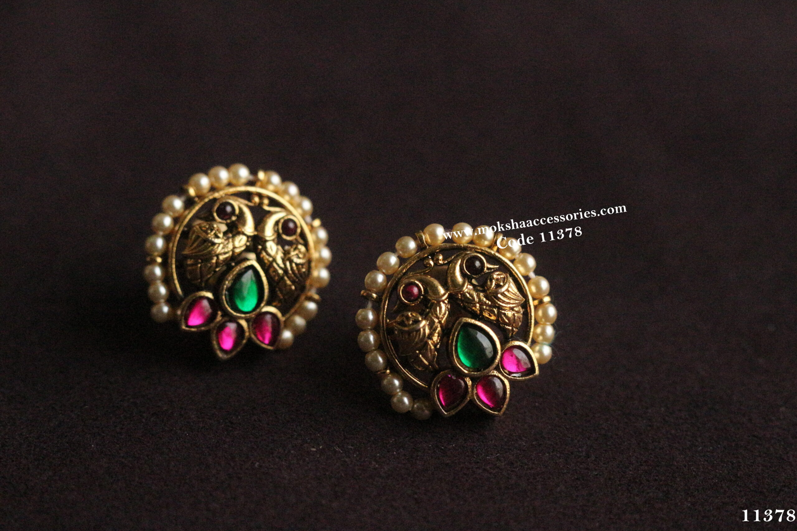 11378-scaled-1.jpg Jadaukundan and Mozonite Stone Studs with Swarovski Pearls and Back Screw - Image 1
