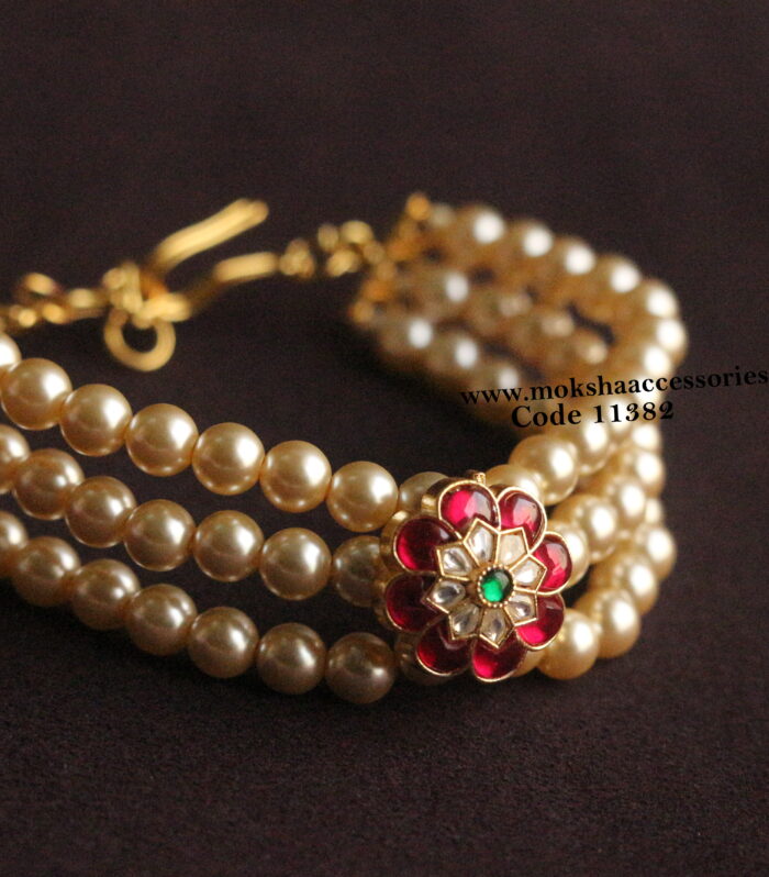 Jadaukundan sarvoski pearl bracelet with adjustable chain