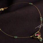Emerald Stone Jadaukundan Bird Pendant and Invisible Chain