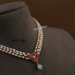 Kundan Pendant with Pearl Chain