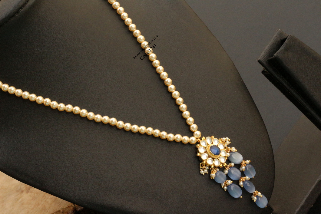 1241.jpg Kundan Pendant with Swarovski Pearls - Image 1