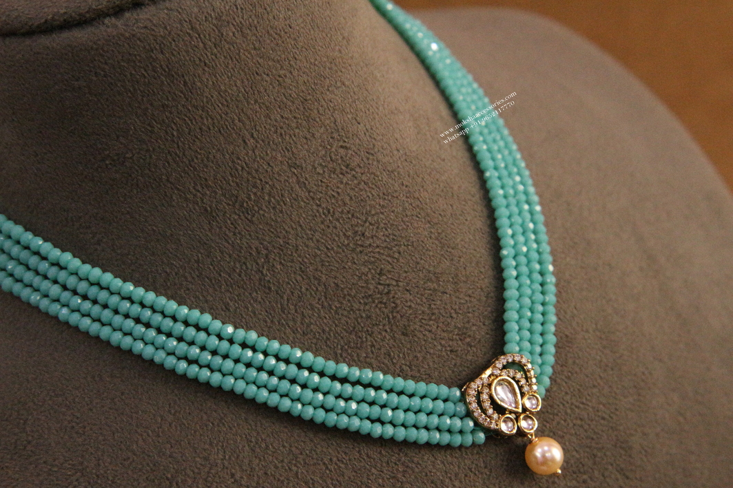 205.jpg Kundan Locket with Sand Stone Beads - Image 1