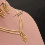 Kundan Pendant Set with Sarvoki Pearl Mala