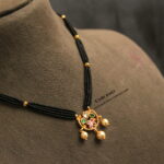 Black Beads with Jadaukundan Pendant