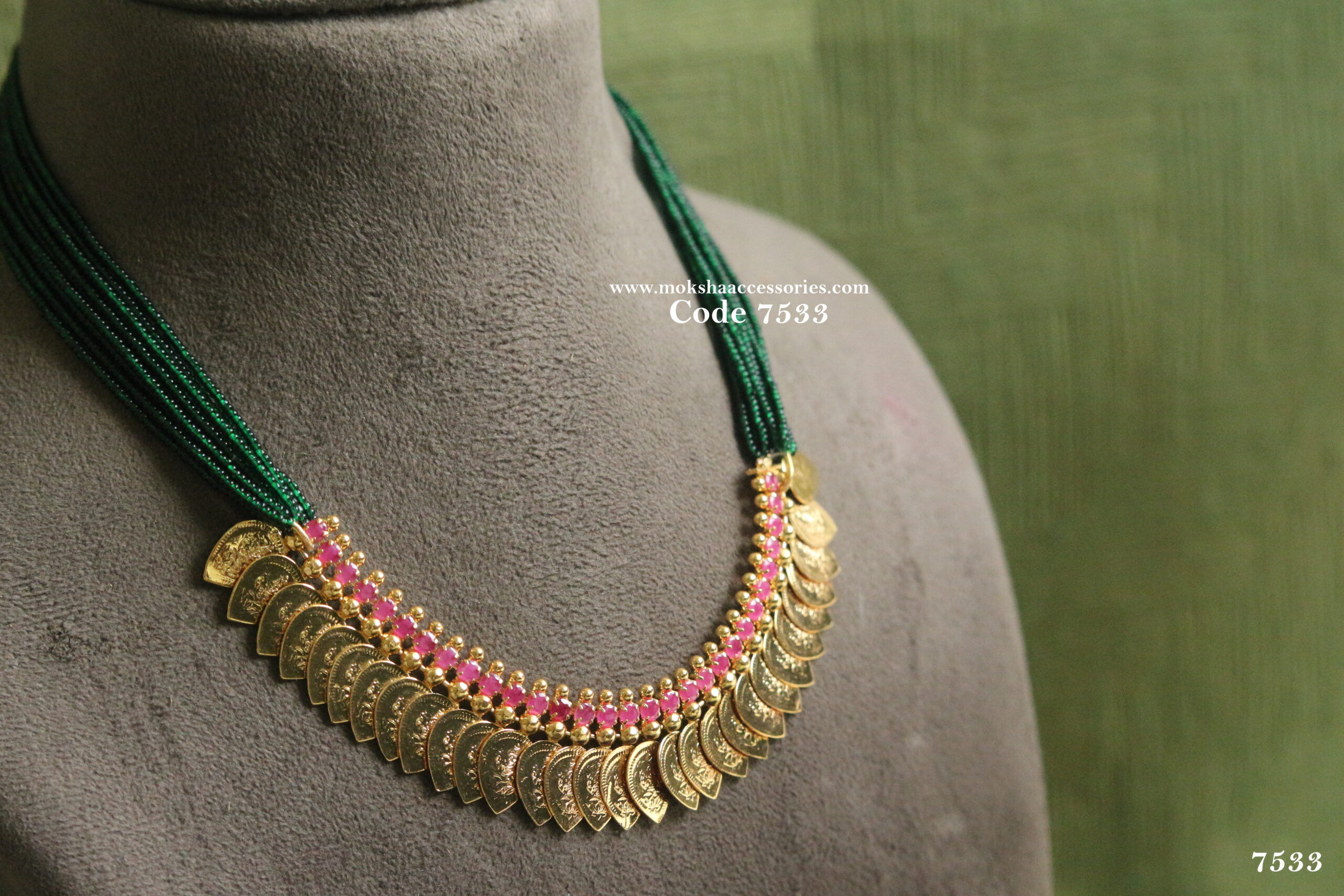 7533-scaled-1.jpg Kasu Gold Pendant with Green Beads - Image 1