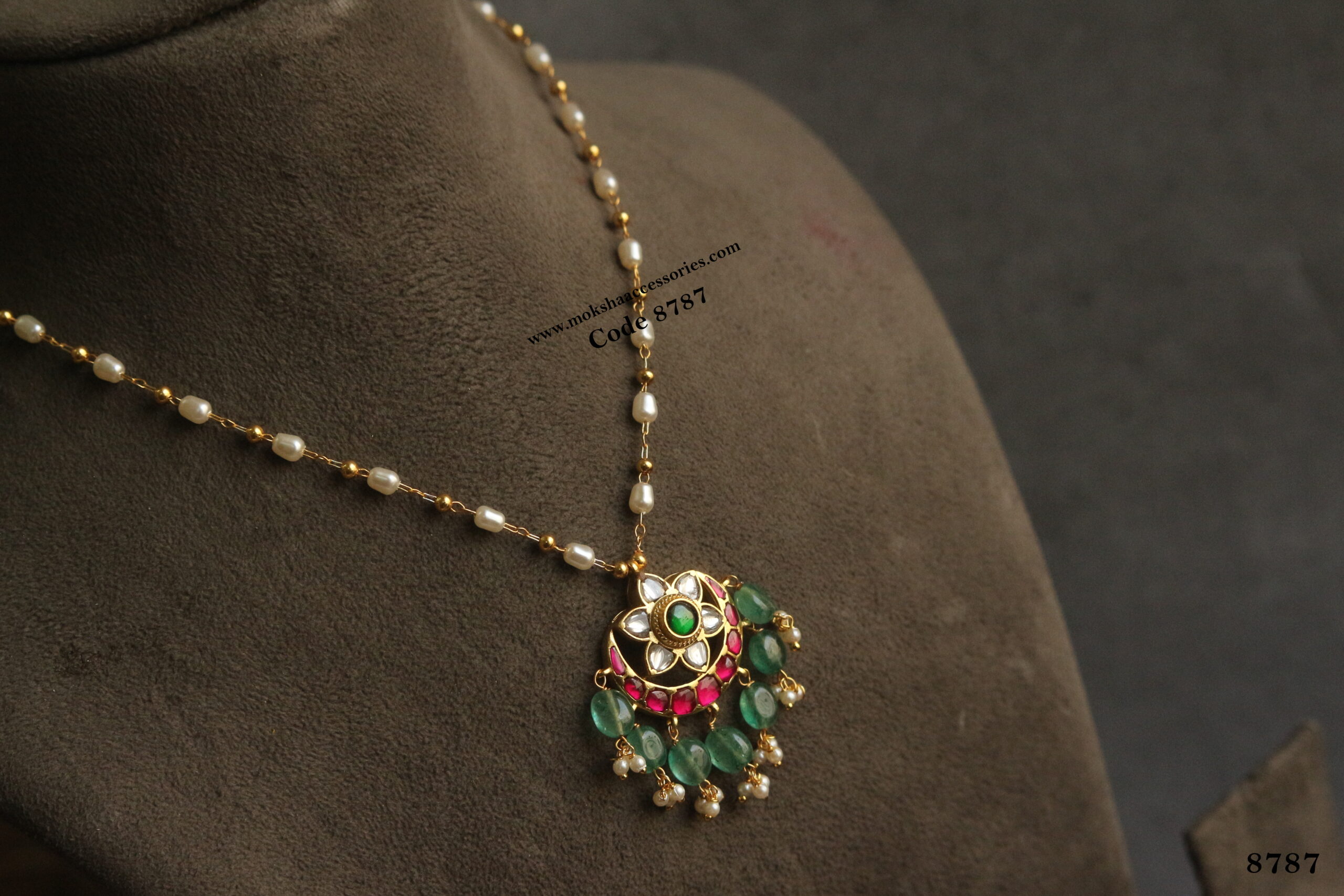 8787-scaled-1.jpg Jadaukundan Pendant with Pearl Chain - Image 1