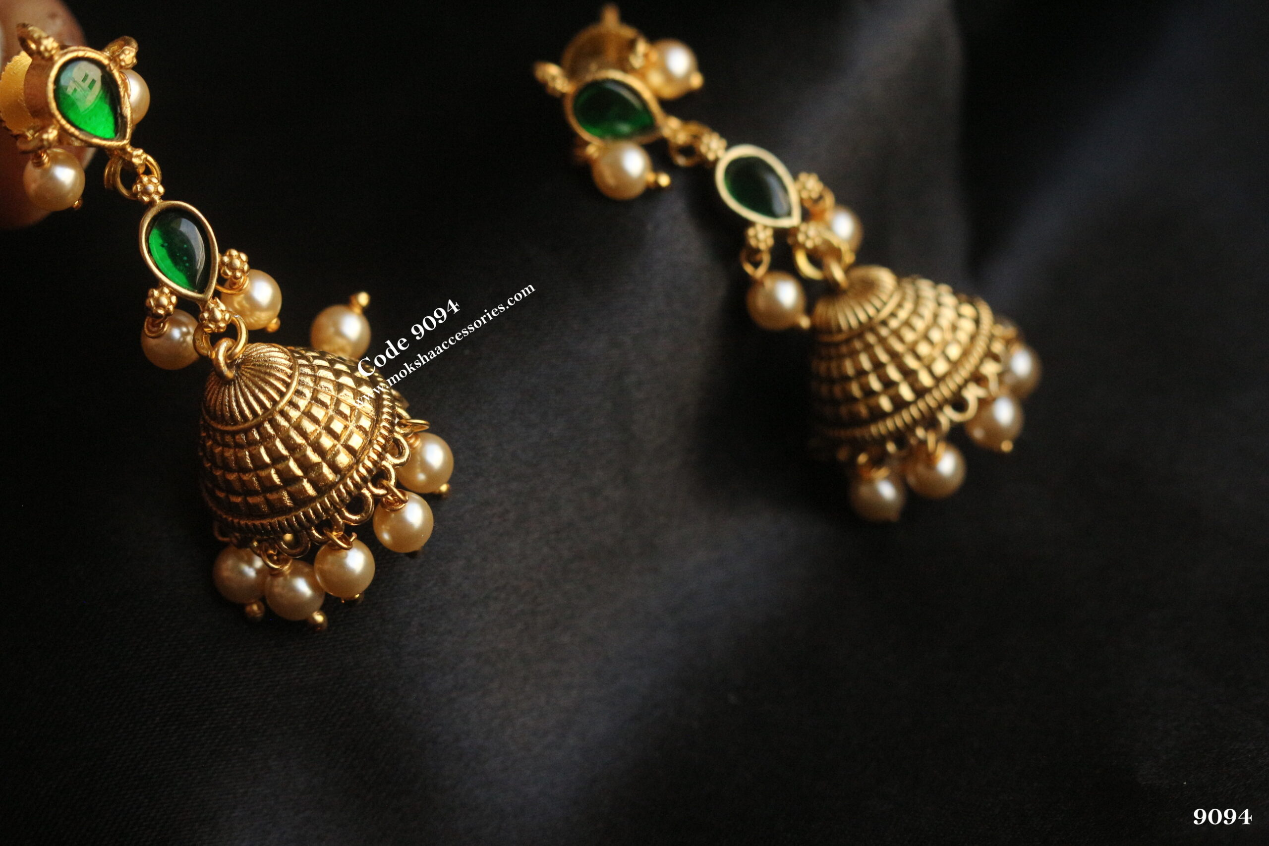 9094-scaled-1.jpg Jadaukundan Jhumki with Pearl Drops - Image 1