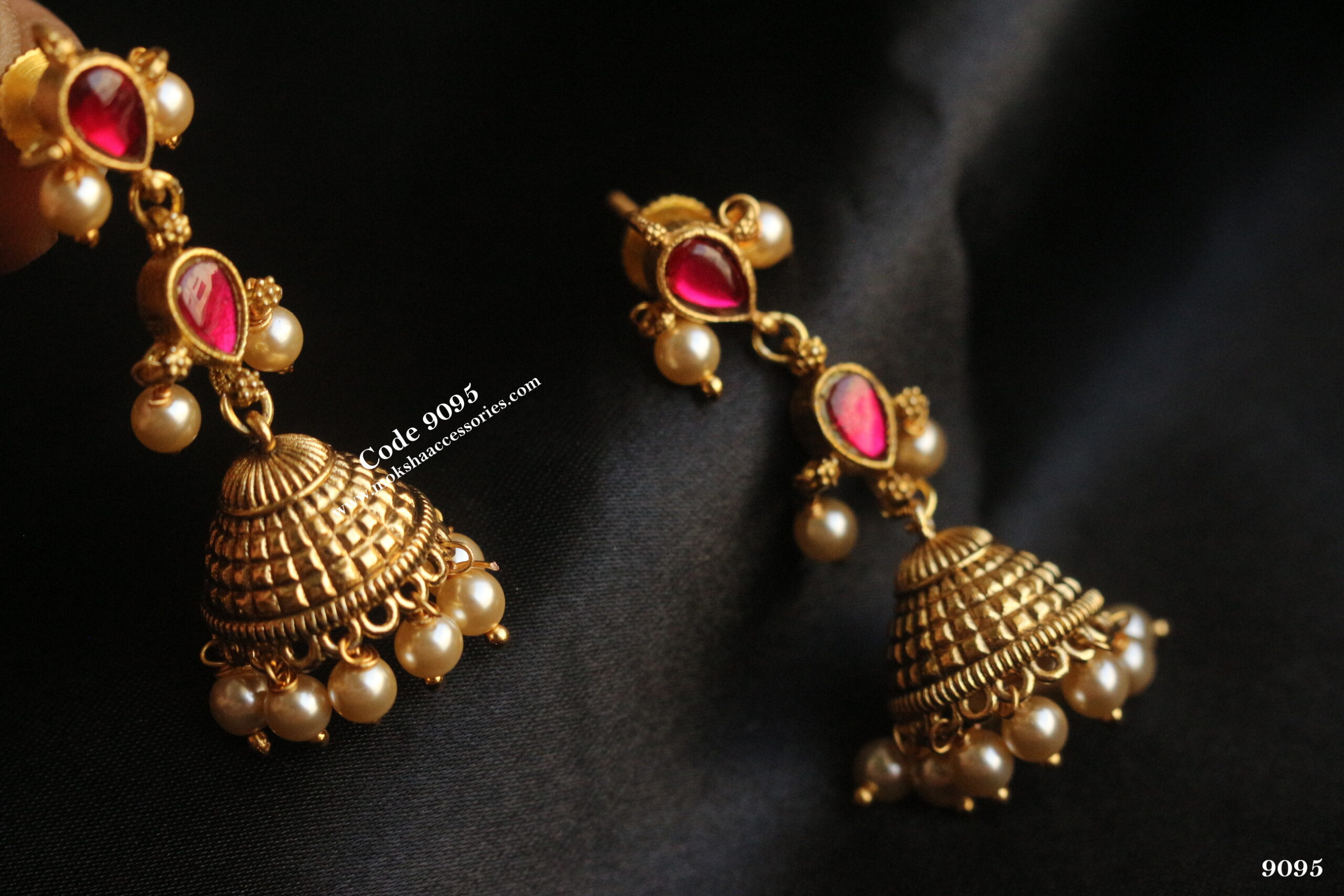 9095-scaled-1.jpg Jadaukundan Jhumki with Pearl Drops - Image 1